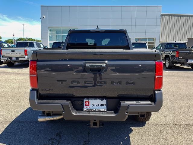 2024 Toyota Tacoma TRD Off-Road photo 6