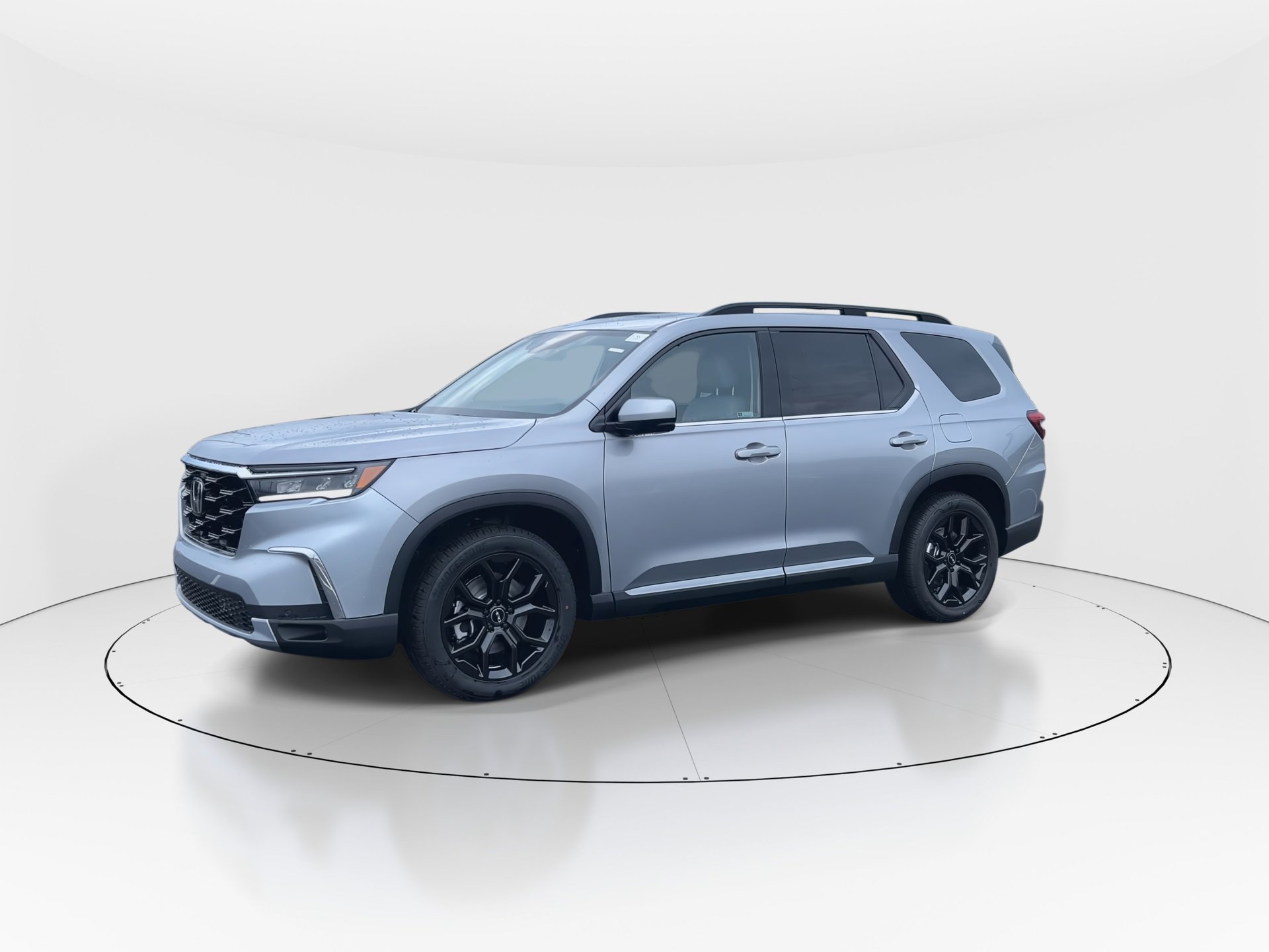 2025 Honda Pilot Touring photo 3