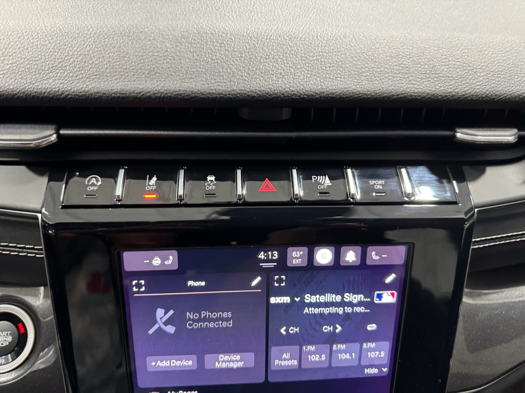 2023 Jeep Grand Cherokee Laredo Altitude photo 34