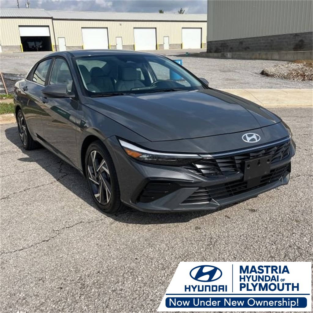 2025 Hyundai Elantra Limited's photo