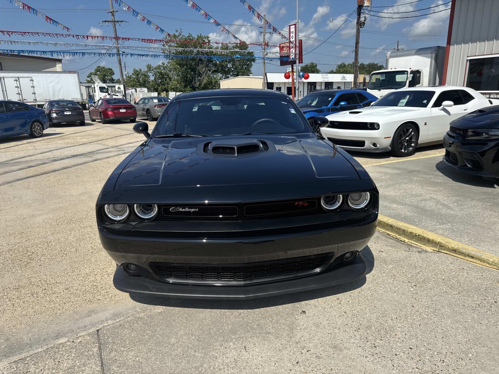 2023 Dodge Challenger R/T Scat Pack photo 2