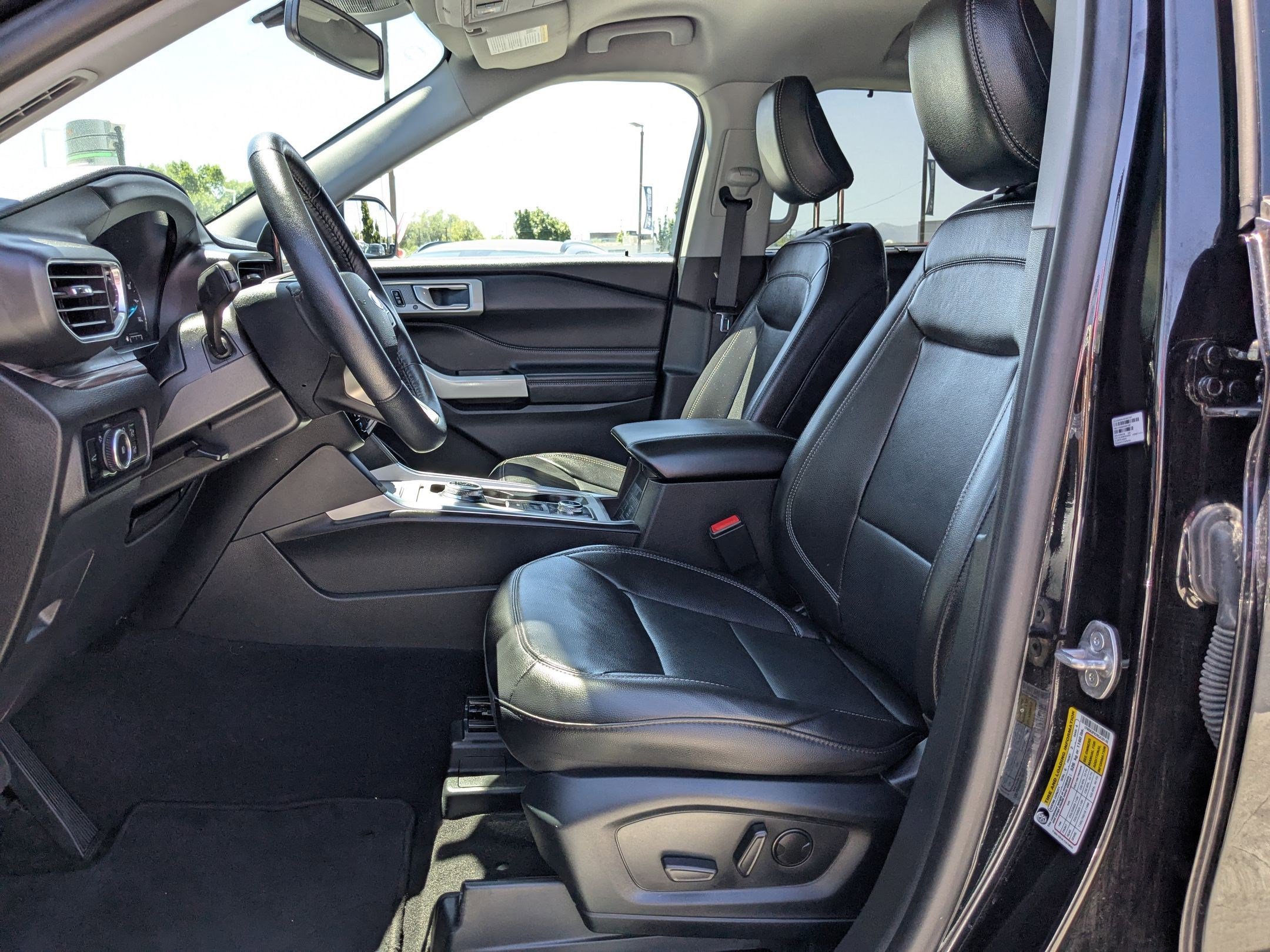2024 Ford Explorer Limited photo 22