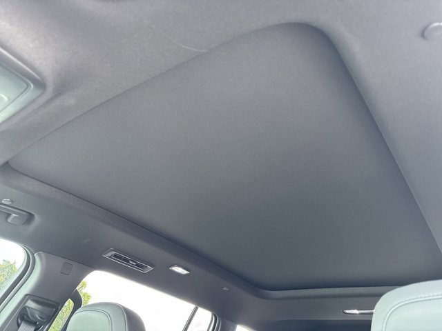 2026 Gmc Acadia AT4 photo 3