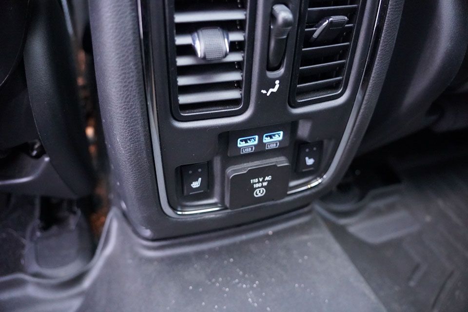 2021 Jeep Grand Cherokee Limited photo 4