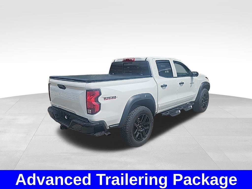 2024 Chevrolet Colorado Trail Boss photo 3