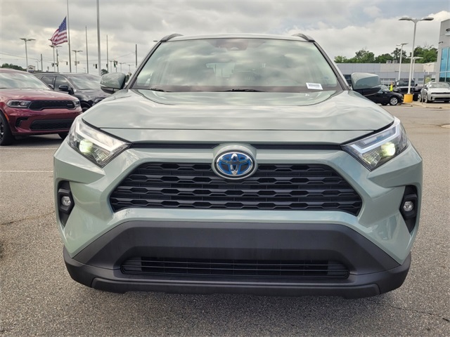 2022 Toyota RAV4 Hybrid XLE Premium photo 2