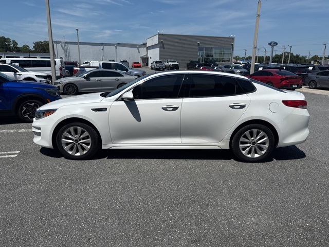 2018 Kia Optima EX photo 4