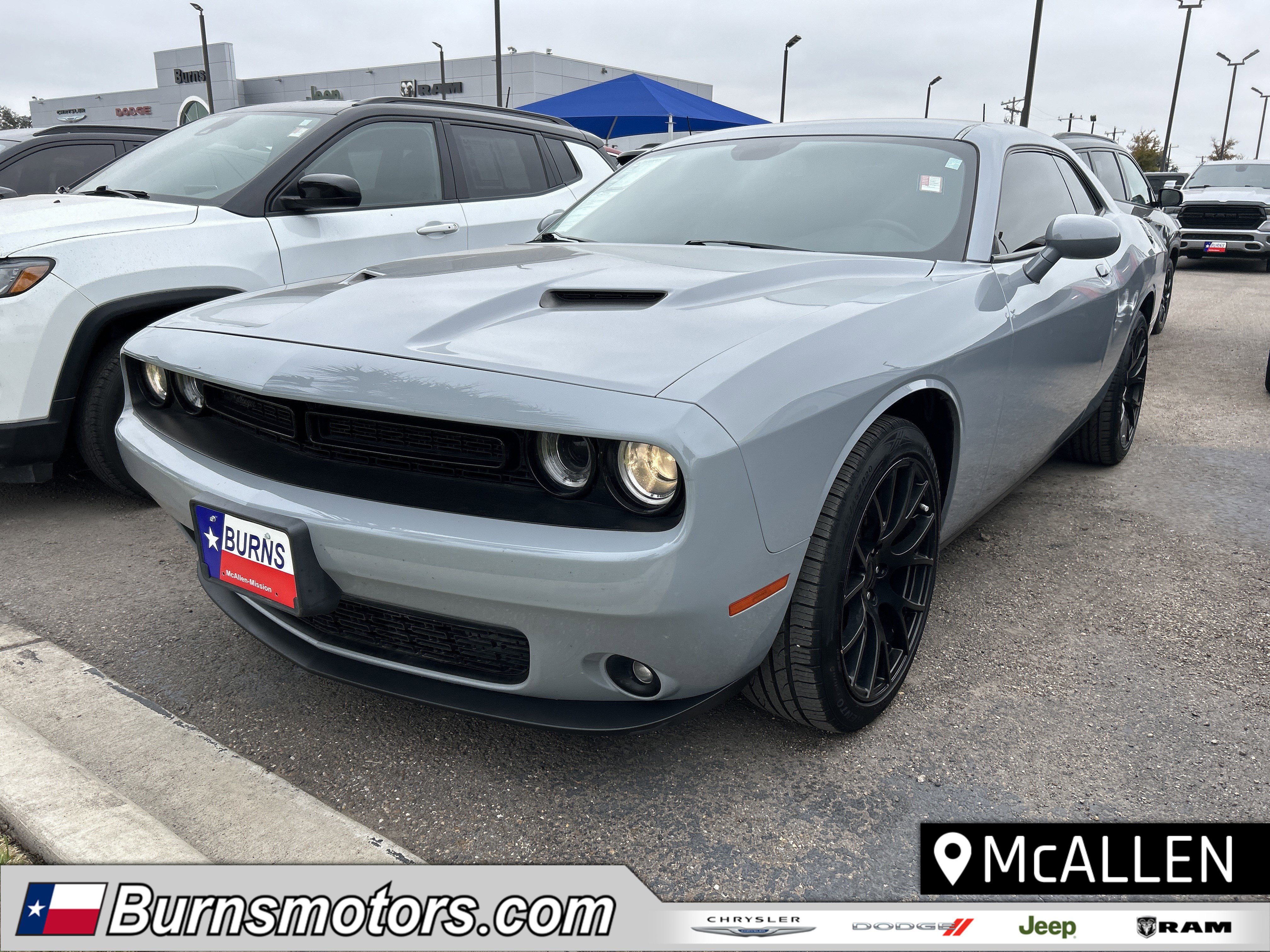 2020 Dodge Challenger SXT's photo