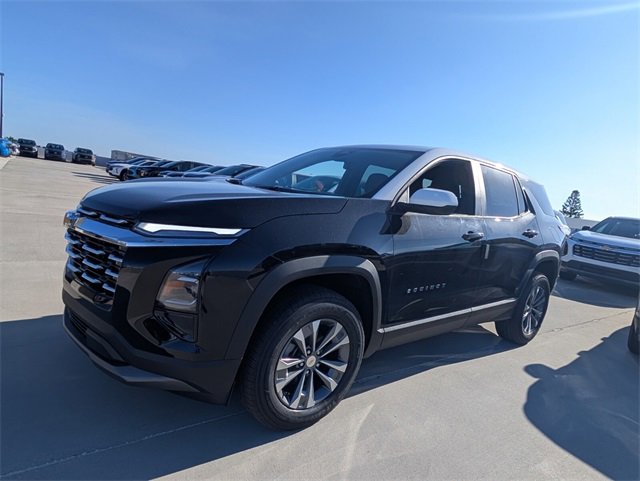 2026 Chevrolet Equinox LT photo 4