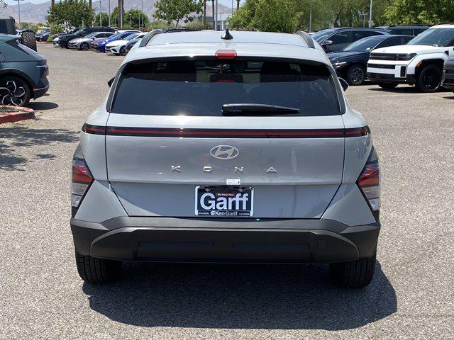 2025 Hyundai Kona SEL photo 4