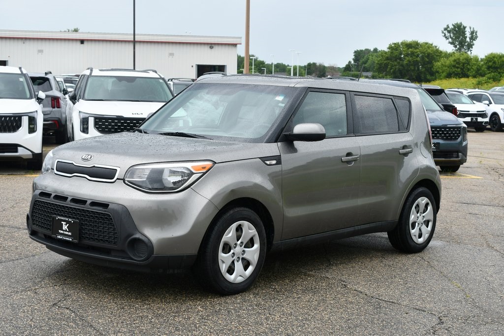 Used 2014 Kia Soul Base with VIN KNDJN2A26E7023623 for sale in Rochester, MN