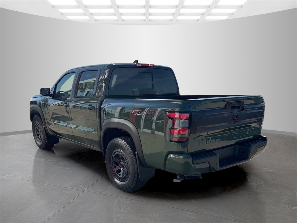 2025 Nissan Frontier Crew Cab PRO-4X photo 3