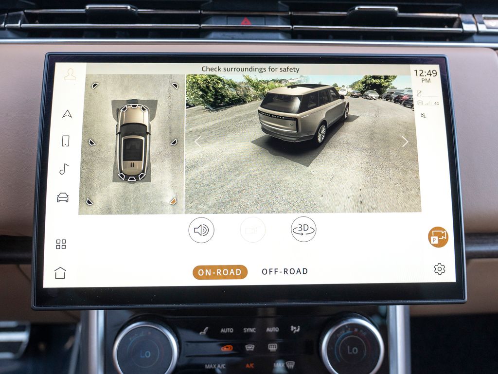 2023 Land Rover Range Rover SE photo 24