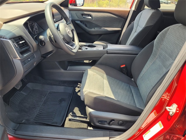 2023 Nissan Rogue SV photo 9