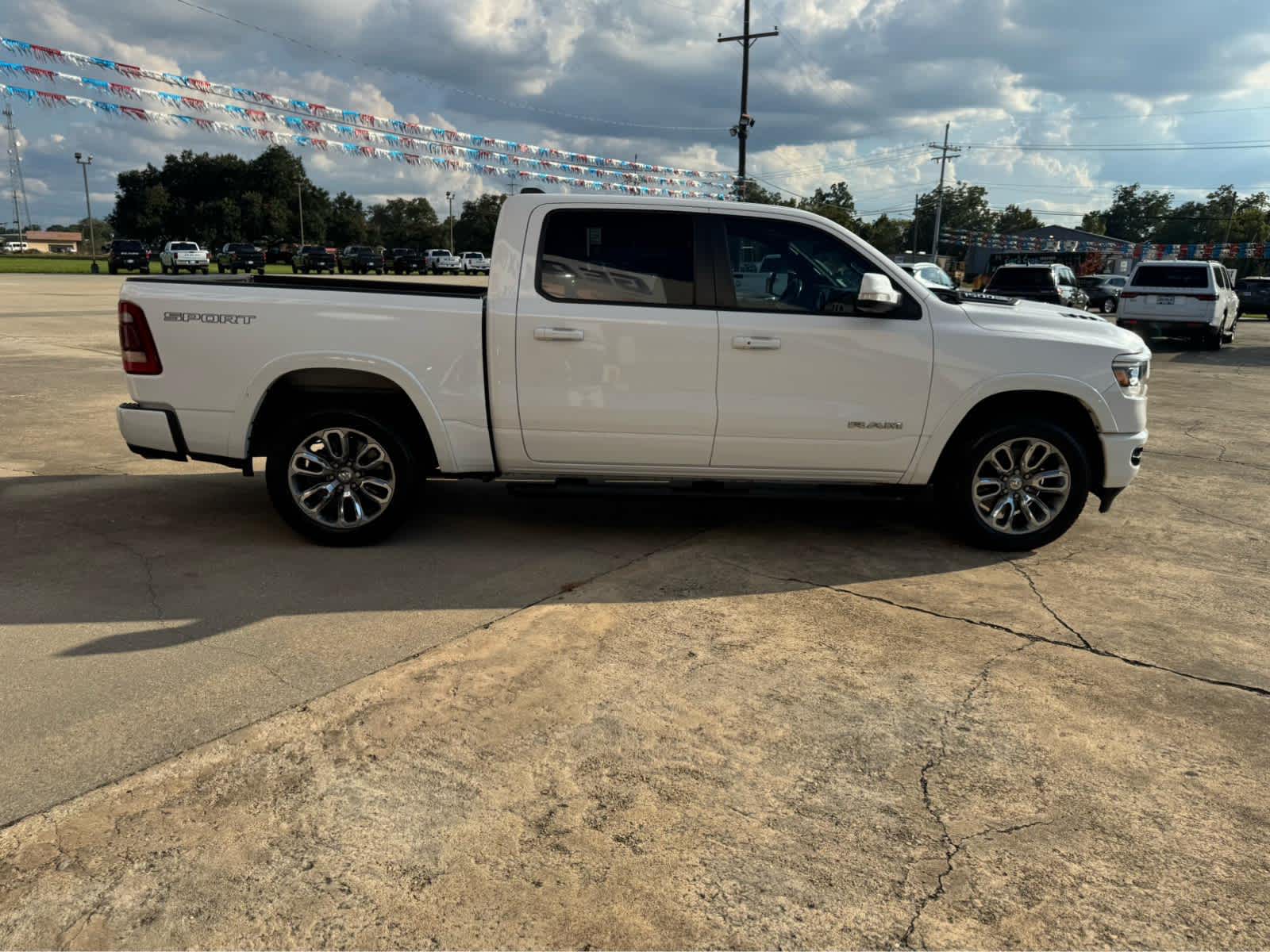 2021 Ram 1500 Laramie photo 5