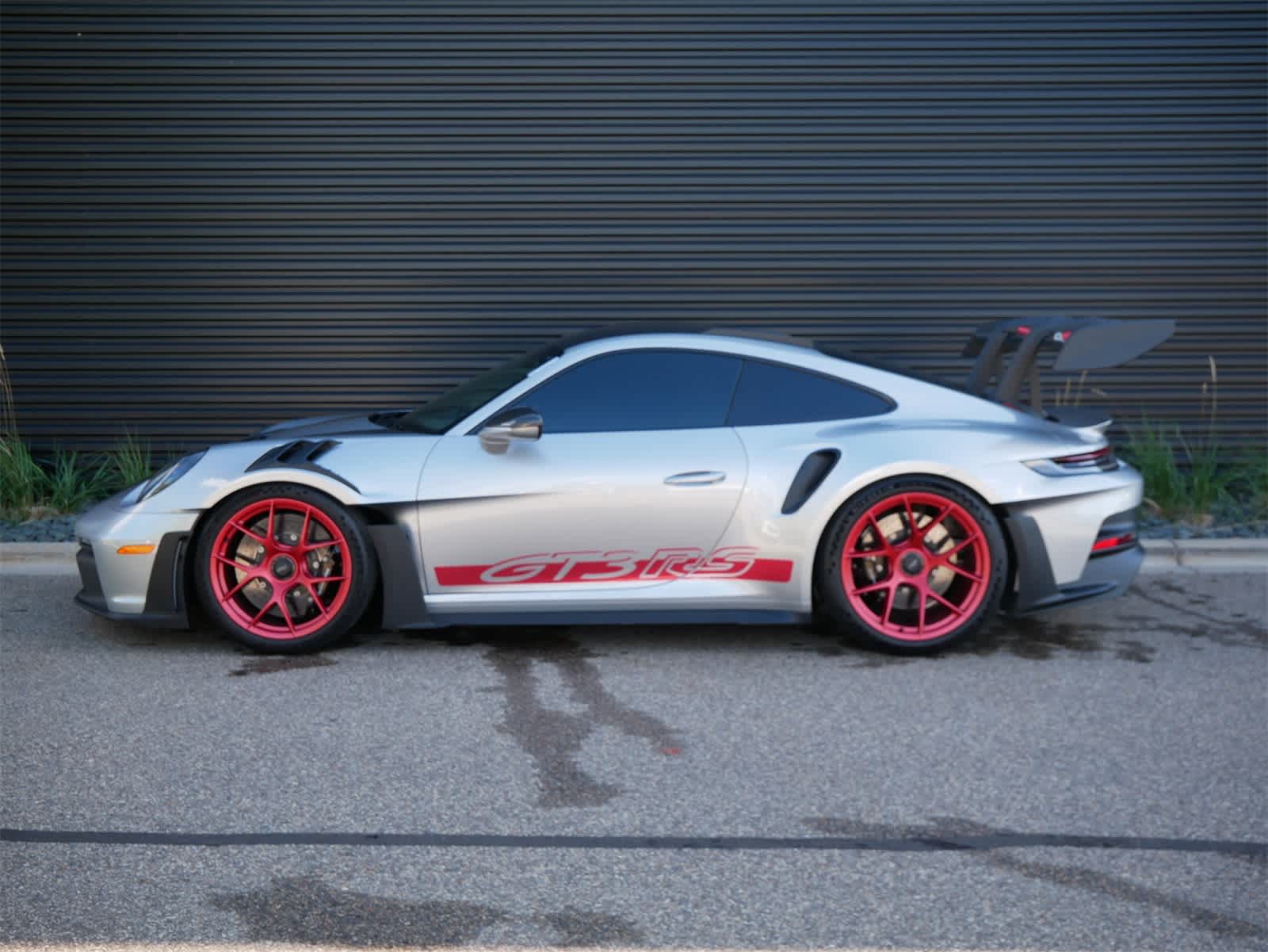 2024 Porsche 911 GT3 RS photo 2