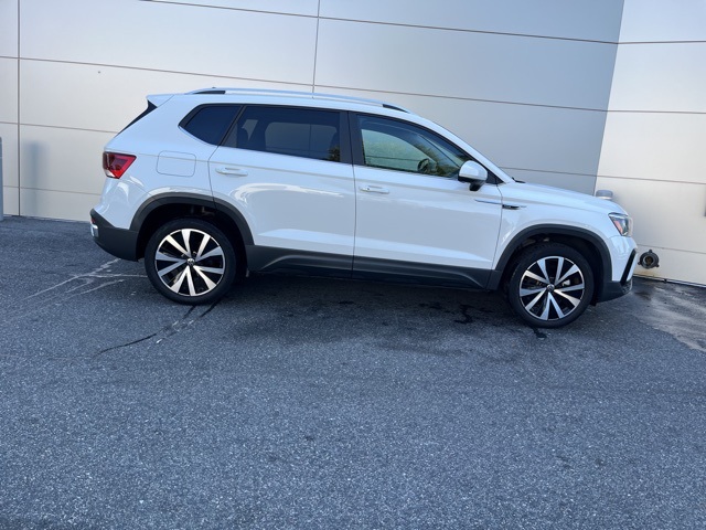 2022 Volkswagen Taos SE photo 20