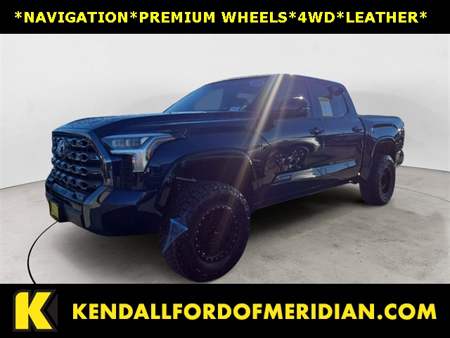2023 Toyota Tundra Platinum's photo