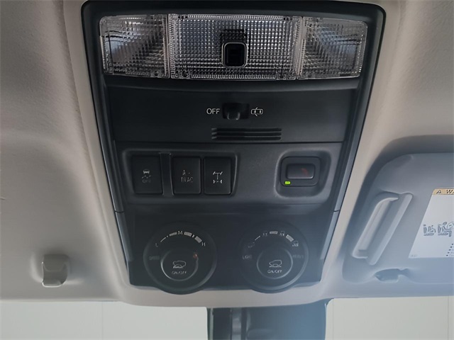 2024 Toyota 4Runner TRD Off-Road photo 18