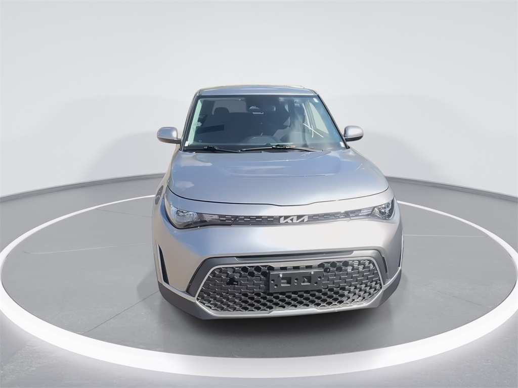 2024 Kia Soul LX photo 3