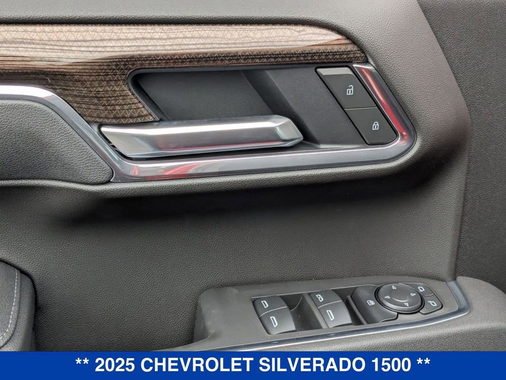 2025 Chevrolet Silverado 1500 LT photo 10