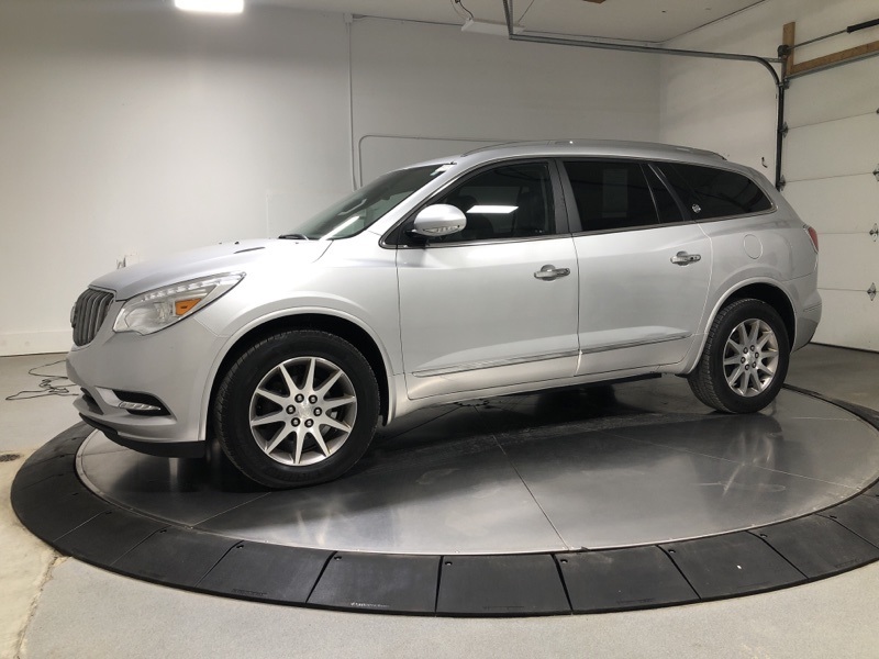 2017 Buick Enclave Leather photo 2