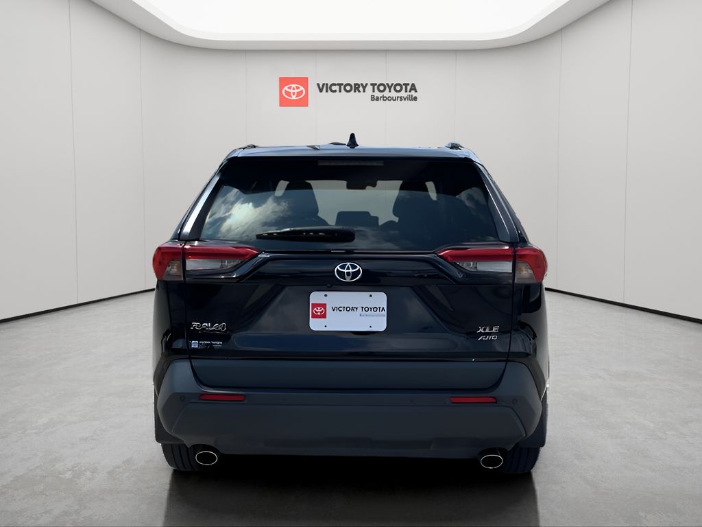 2024 Toyota RAV4 XLE Premium photo 3