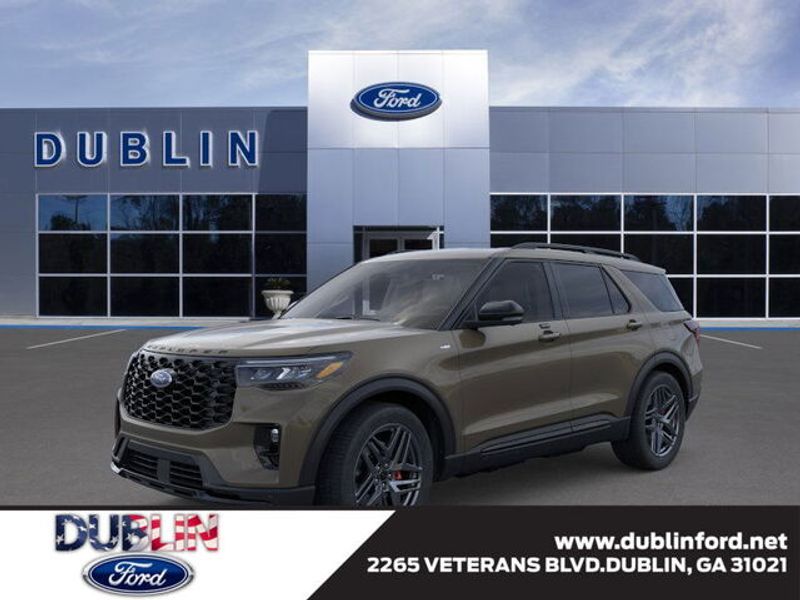 2026 Ford Explorer ST-LINE's photo