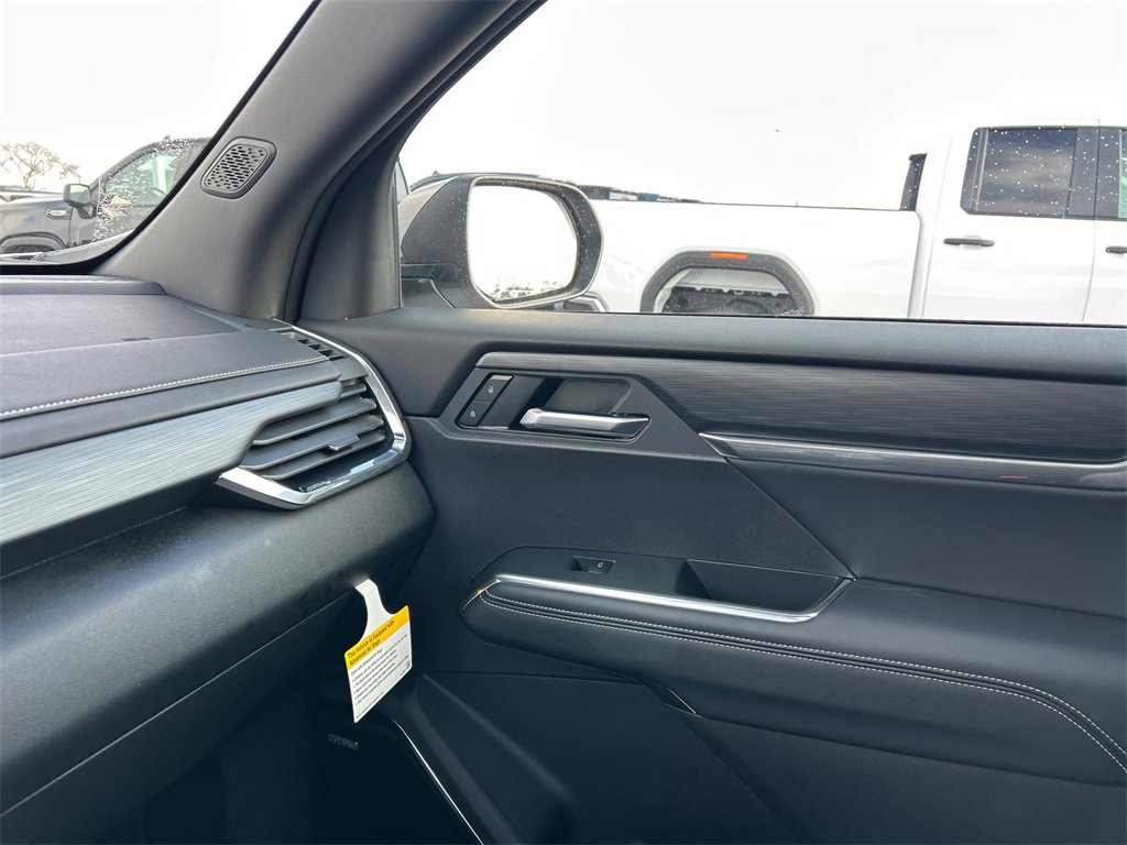 2026 GMC ACADIA - Image 24