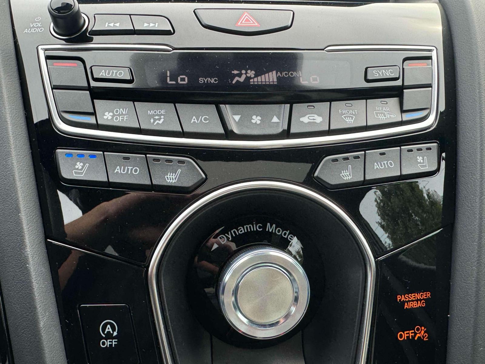 2025 Acura RDX A-Spec photo 29