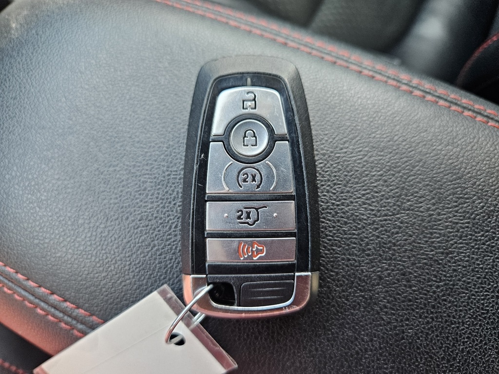 2024 Ford Escape ST-Line photo 25