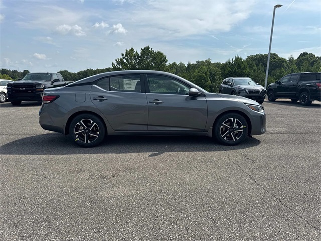 2025 Nissan Sentra SV photo 3