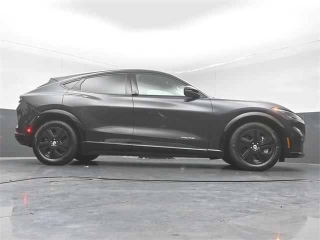 2022 FORD MUSTANG MACH-E - Image 40