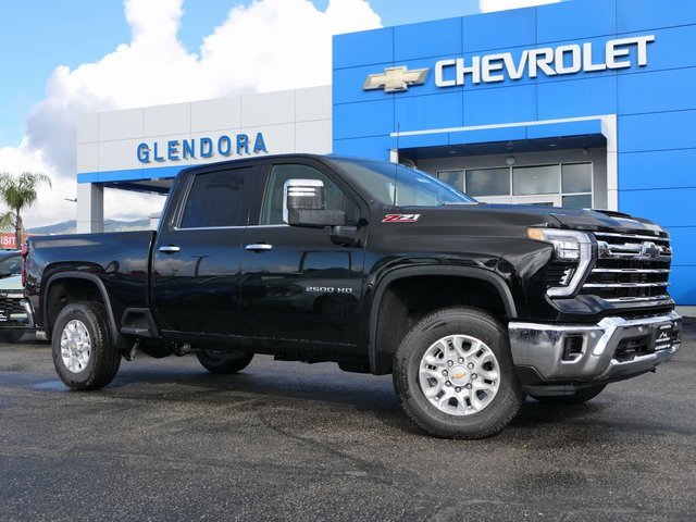 2026 Chevrolet Silverado 2500HD LTZ's photo