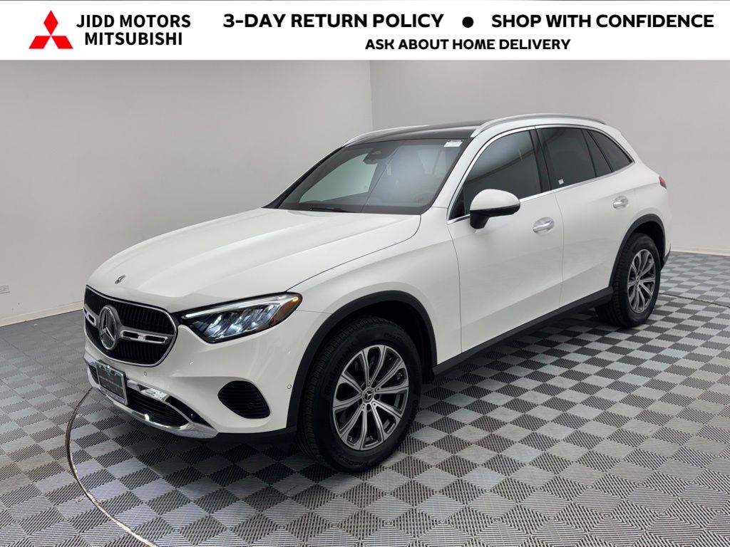 2024 Mercedes-Benz GLC GLC 300's photo