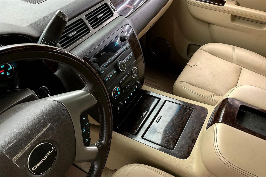 2012 Gmc Sierra Denali photo 14