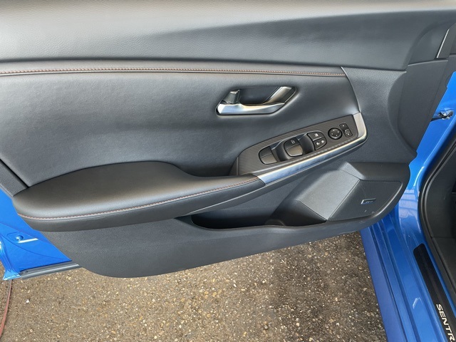 2024 Nissan Sentra SR photo 26