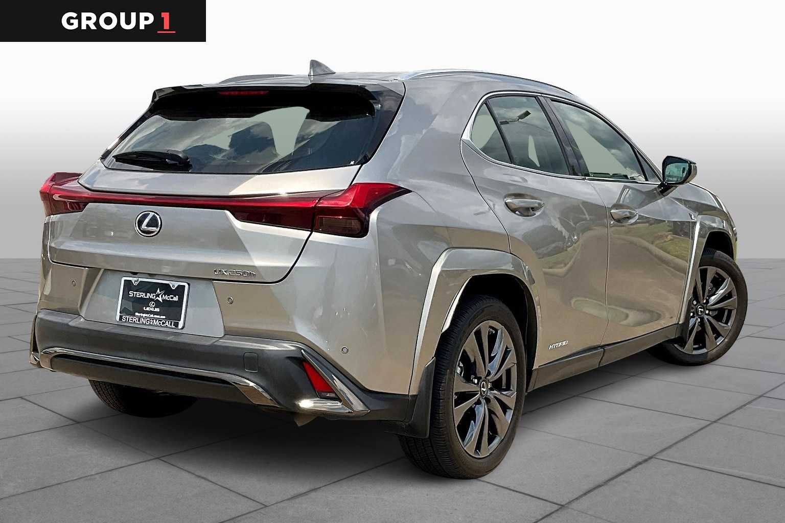 2022 Lexus UX 250h F SPORT photo 21
