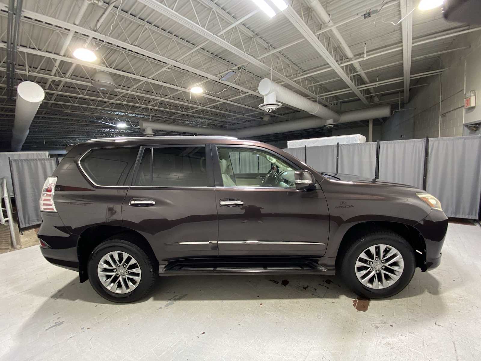 2015 Lexus GX 460 Luxury photo 21