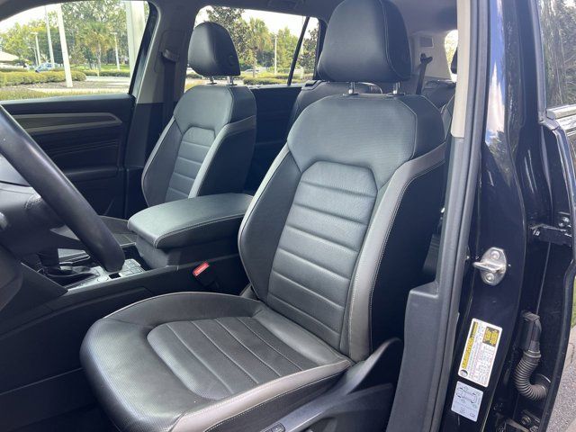 2021 Volkswagen Atlas SEL Premium photo 3