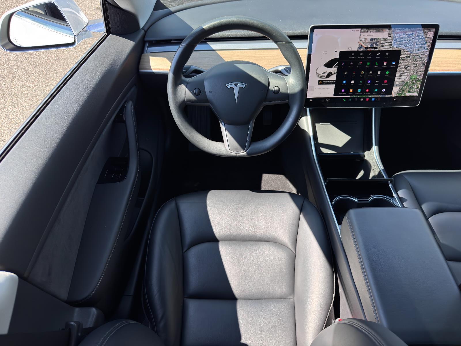 2018 Tesla Model 3 Long Range photo 19