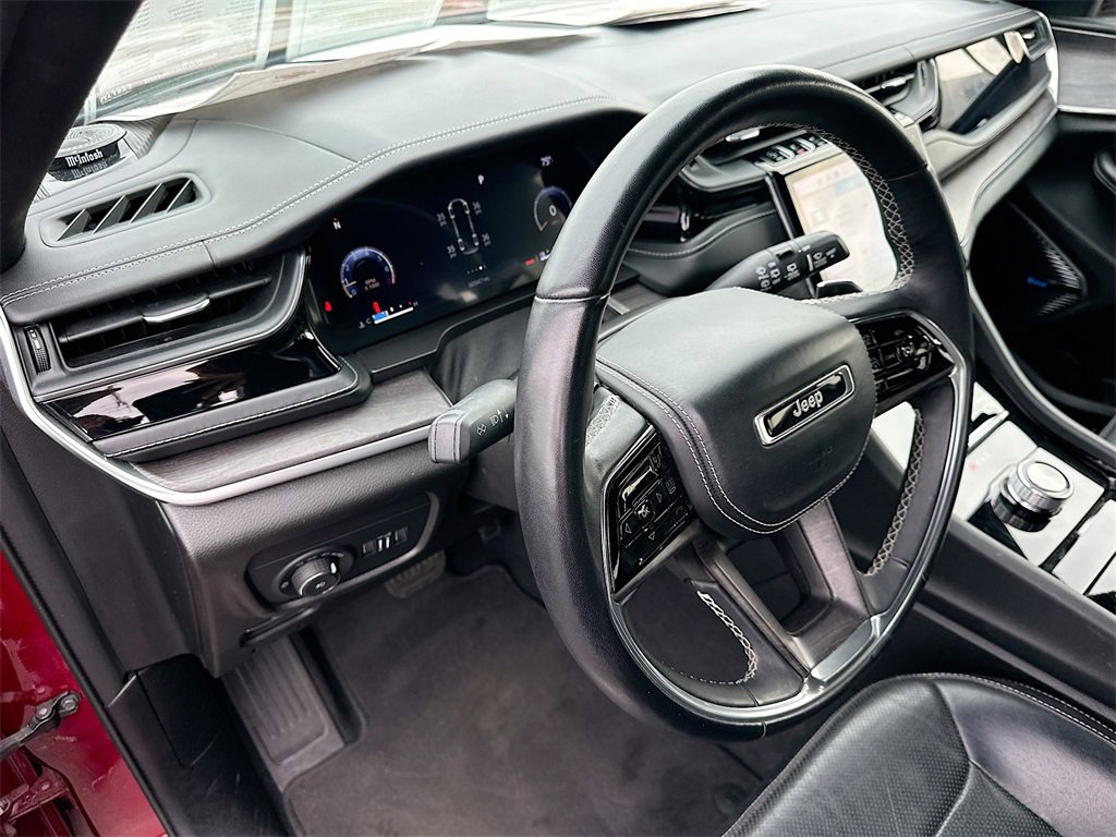 2022 Jeep Grand Cherokee Overland photo 9