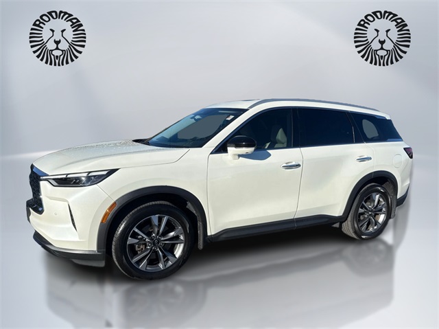 2023 INFINITI QX60 LUXE's photo