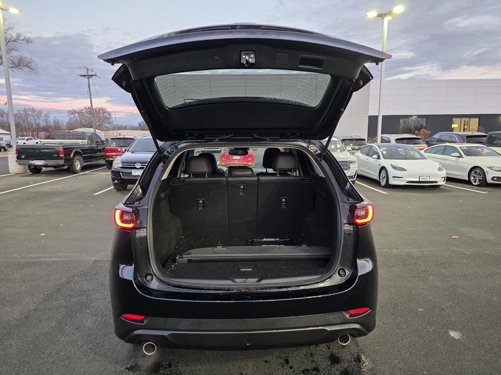 2023 Mazda CX-5 2.5 S Premium photo 4