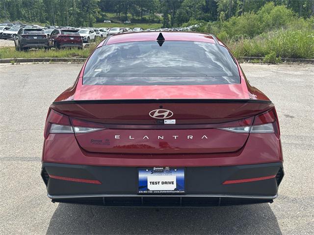 2025 Hyundai Elantra SEL Sport photo 4