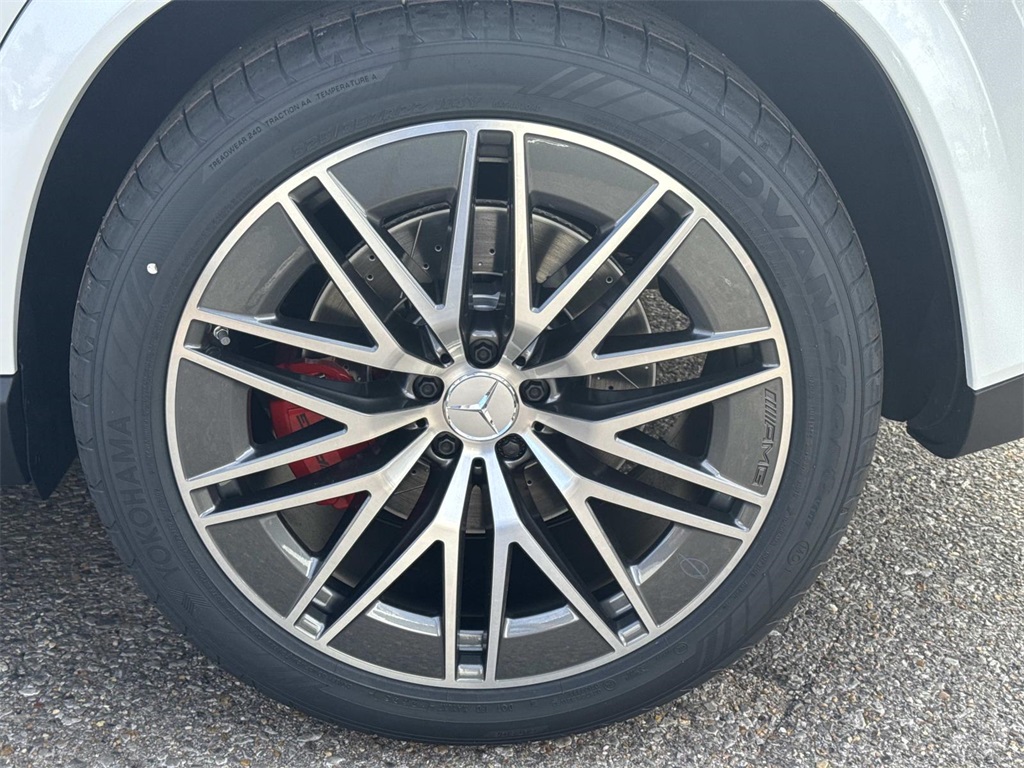 2026 Mercedes Benz GLE AMG 63 S photo 2