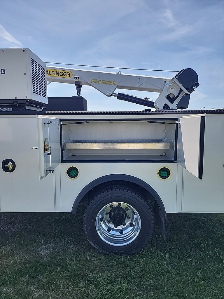 2024 Chevrolet Silverado 6500HD Work Truck photo 6