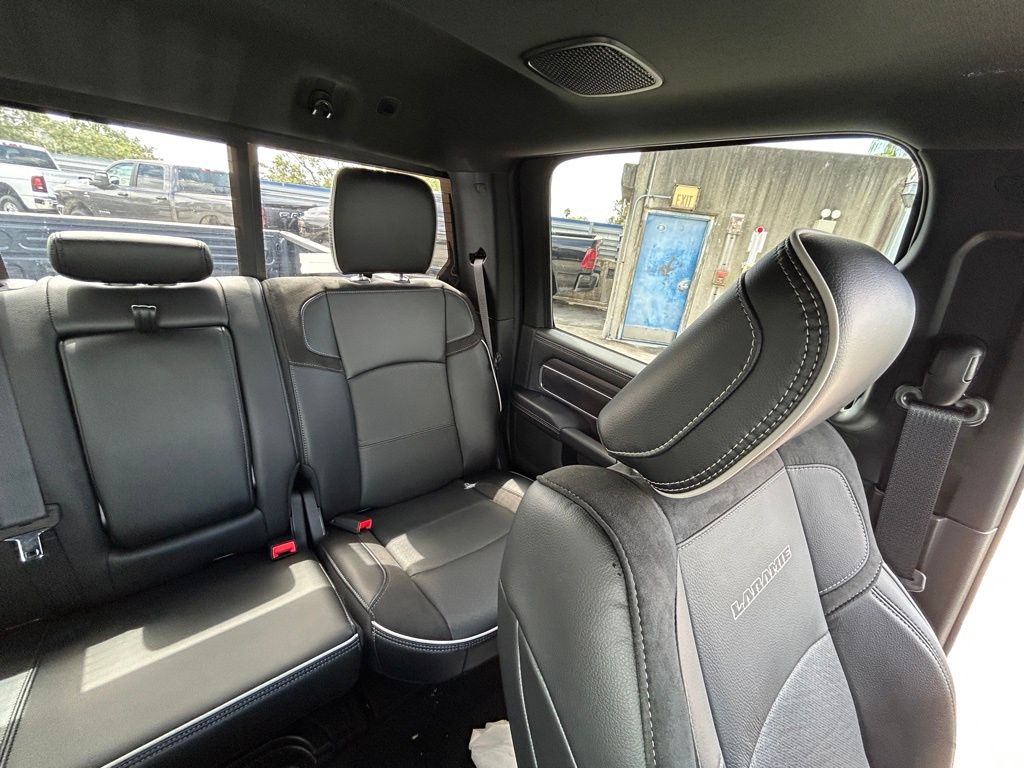 2025 Ram 3500 Laramie photo 13