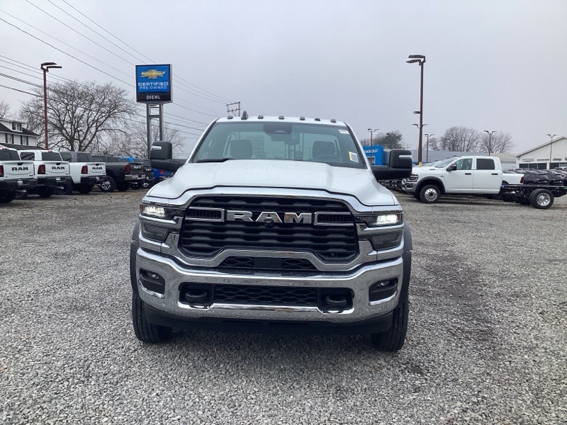 2026 Ram 5500 Tradesman photo 2