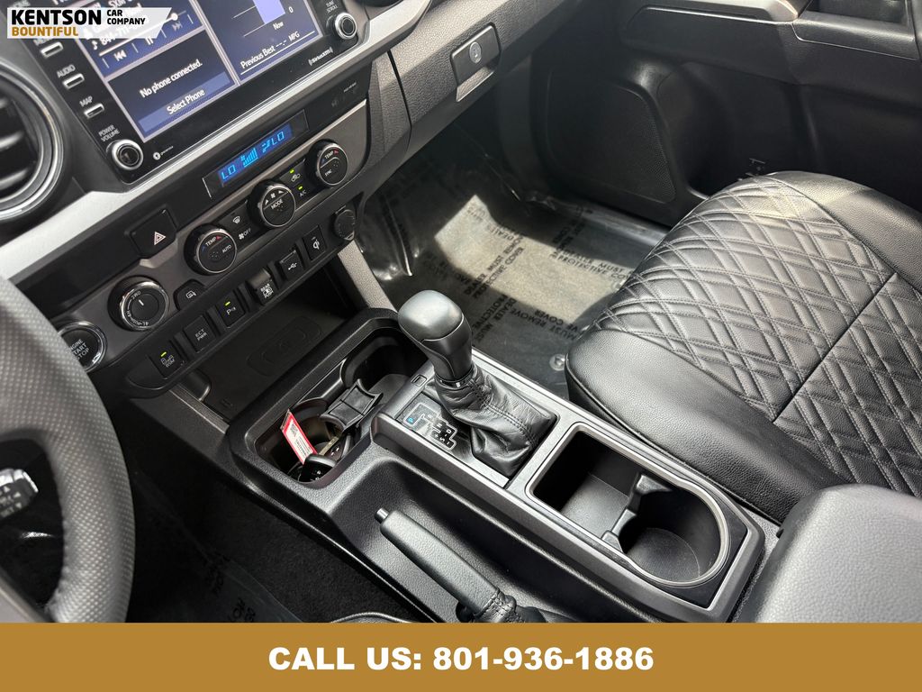 2021 Toyota Tacoma TRD Sport photo 25